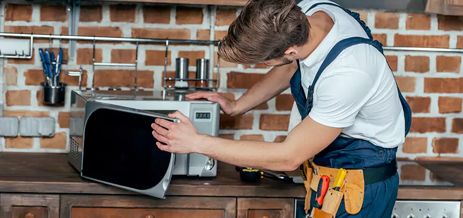 In-Home Microwave Repair in Kannapolis